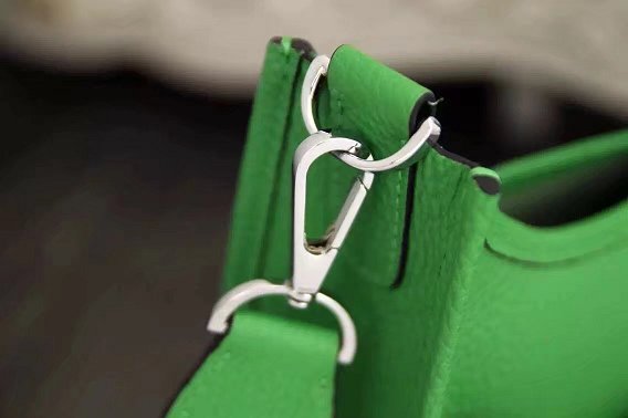 Hermes original togo leather evelyne pm shoulder bag E29 green