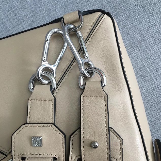 Loewe original calfskin medium puzzle bag A510P49 beige