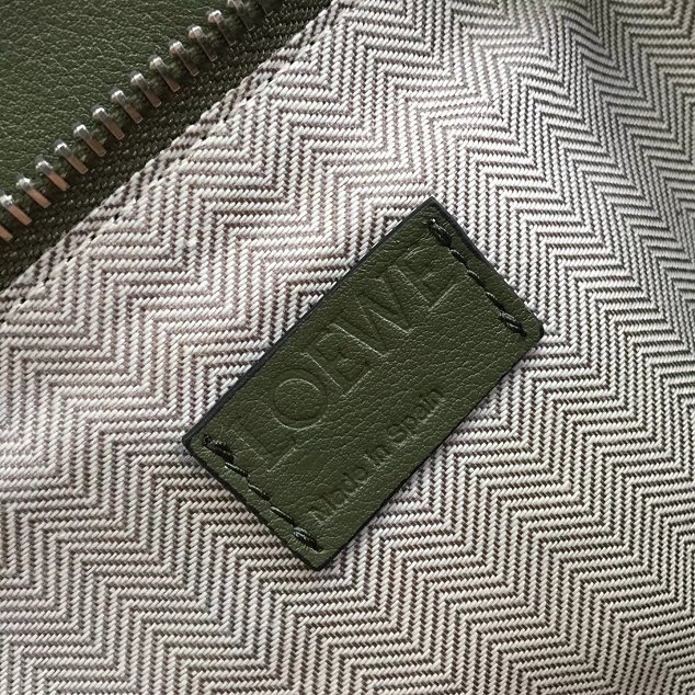 Loewe original calfskin medium puzzle bag A510P49 olive