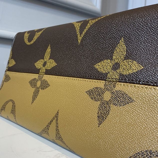 Louis vuitton original handmade monogram giant canvas onthego tote bag M44576