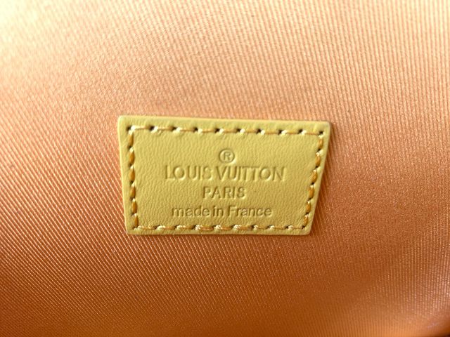 Louis vuitton original calfskin fastline wearable wallet M82086 yellow