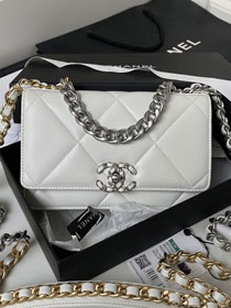 CC original lambskin 19 wallet on chain AP3267 white