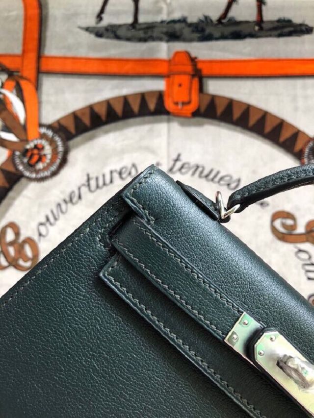 Hermes original chevre mini kelly 19 bag KG0019 vert cypres