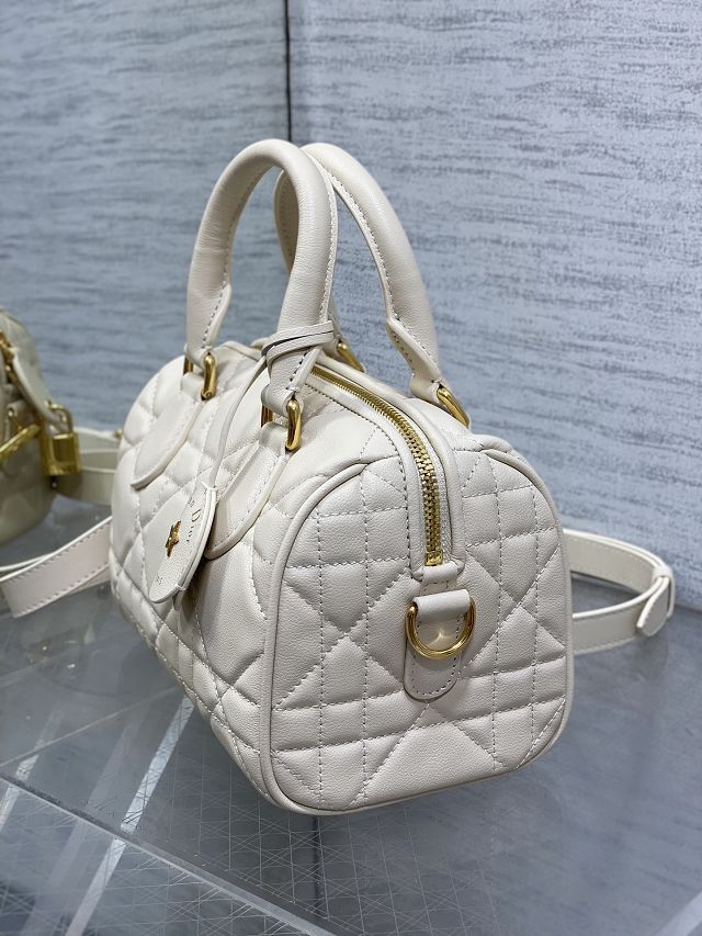 Dior original calfskin groove 20 bag M1364 white