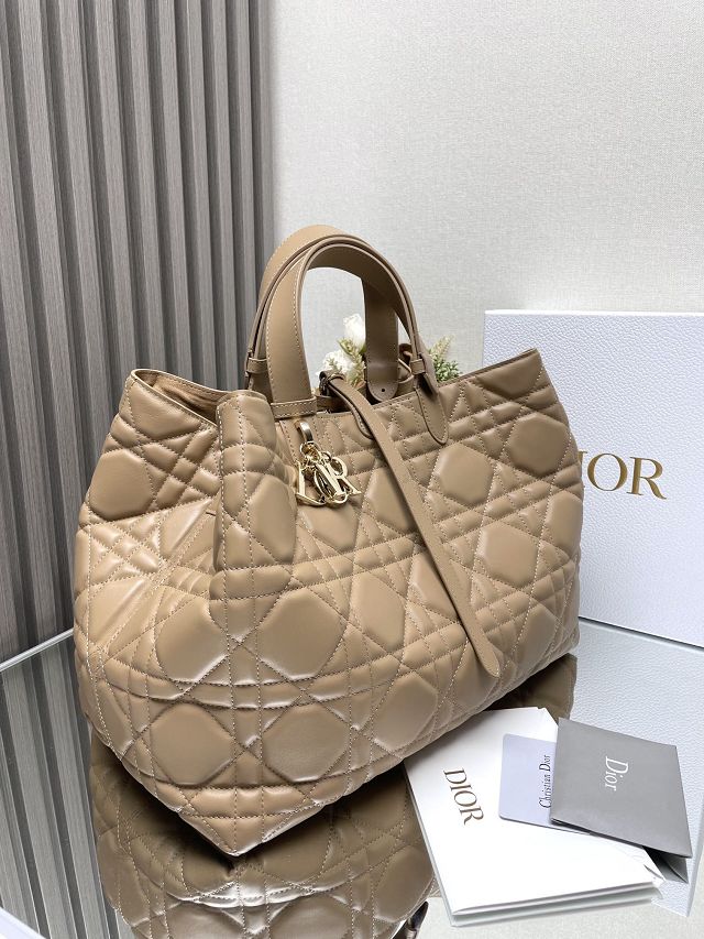 Dior original calfskin large toujours bag M2820 tan
