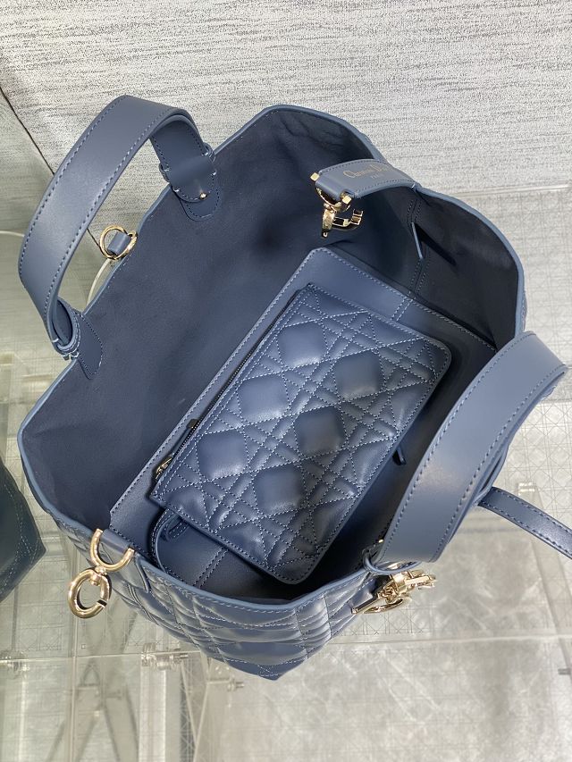 Dior original calfskin medium toujours bag M2821 dark blue