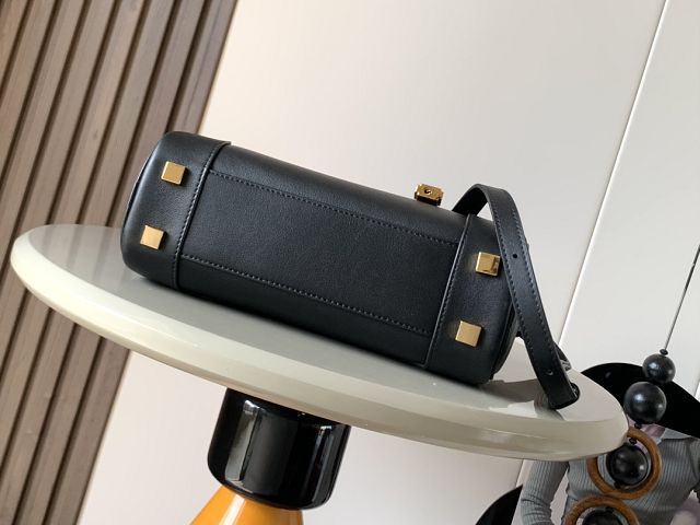 Loewe original calfskin amazona 23 cropped bag A039N23 black