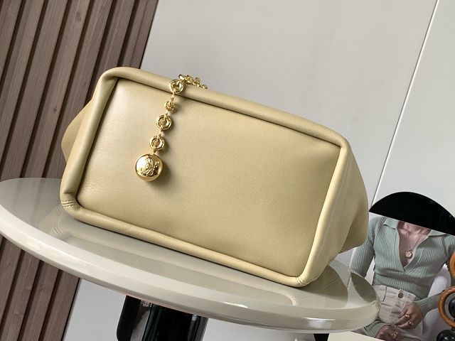 Loewe original lambskin medium squeeze bag A914Q37 light green