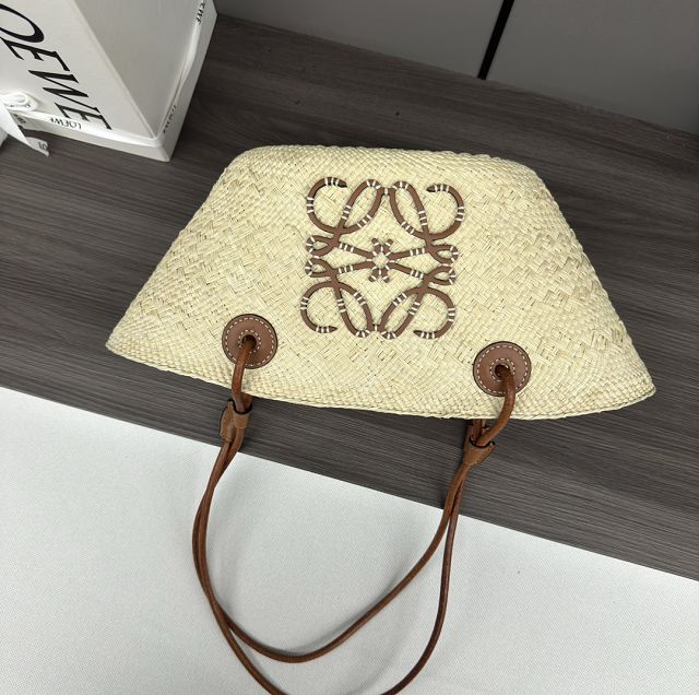Loewe iraca palm&calfskin small anagram basket bag A223P65 tan