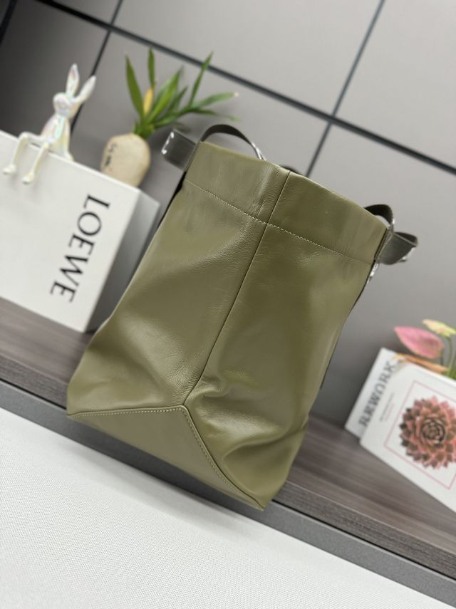 Loewe original calfskin fold shopper bag B507X23 khaki green