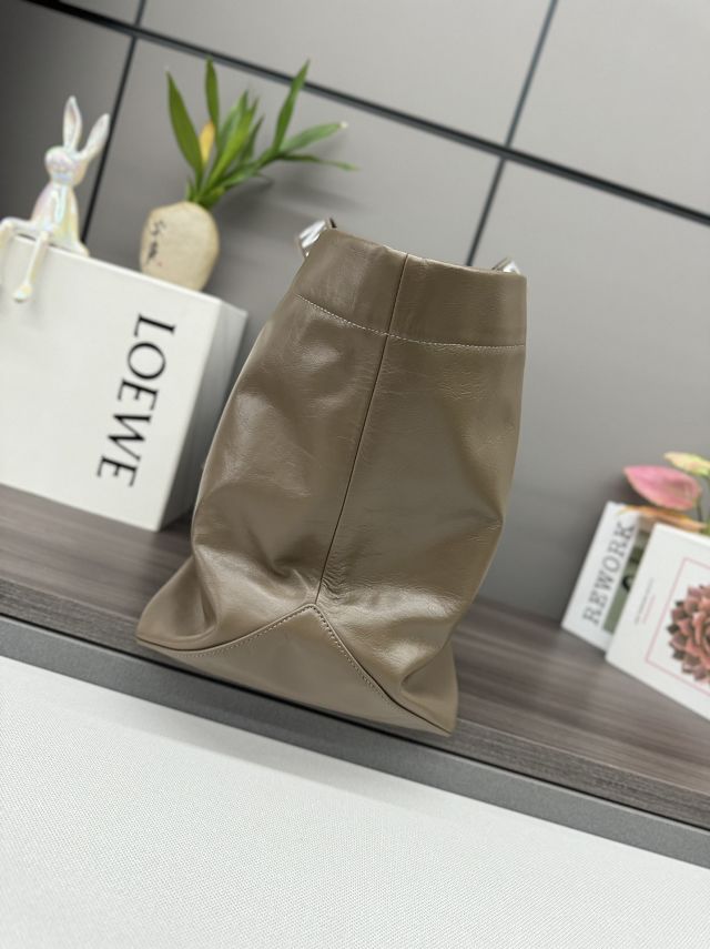 Loewe original calfskin fold shopper bag B507X23 olive