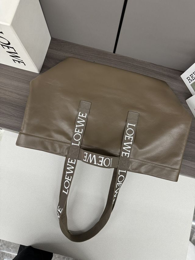 Loewe original calfskin fold shopper bag B507X23 olive