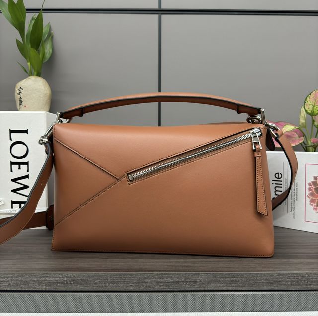 Loewe original calfskin large puzzle edge bag B510P01 brown