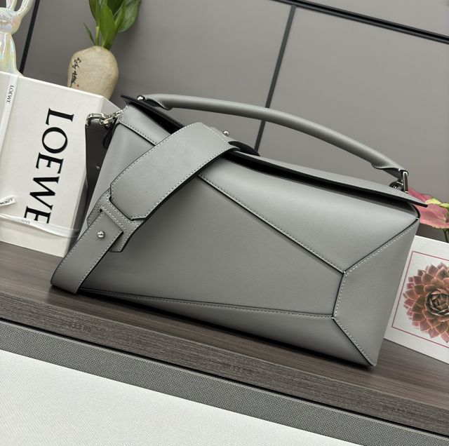 Loewe original calfskin large puzzle edge bag B510P01 grey