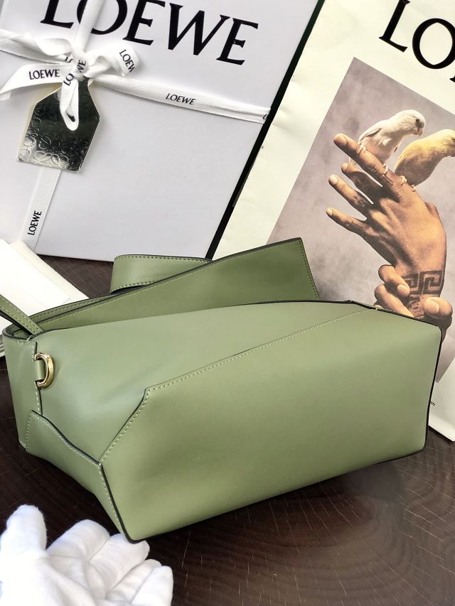 Loewe original calfskin puzzle hobo bag A510P50 green