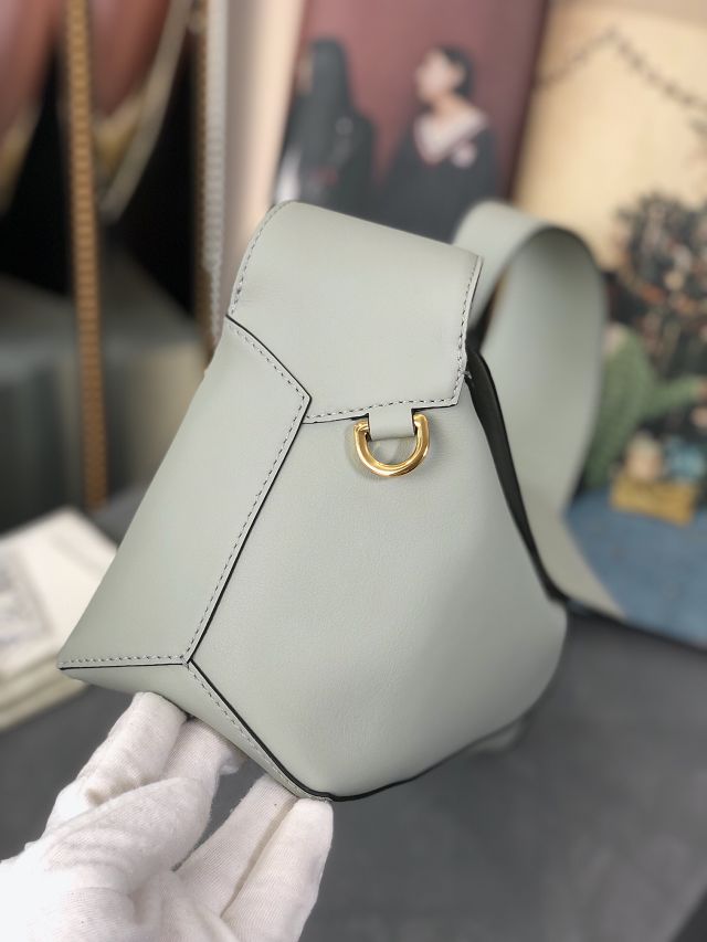 Loewe original calfskin puzzle hobo bag A510P50 light green