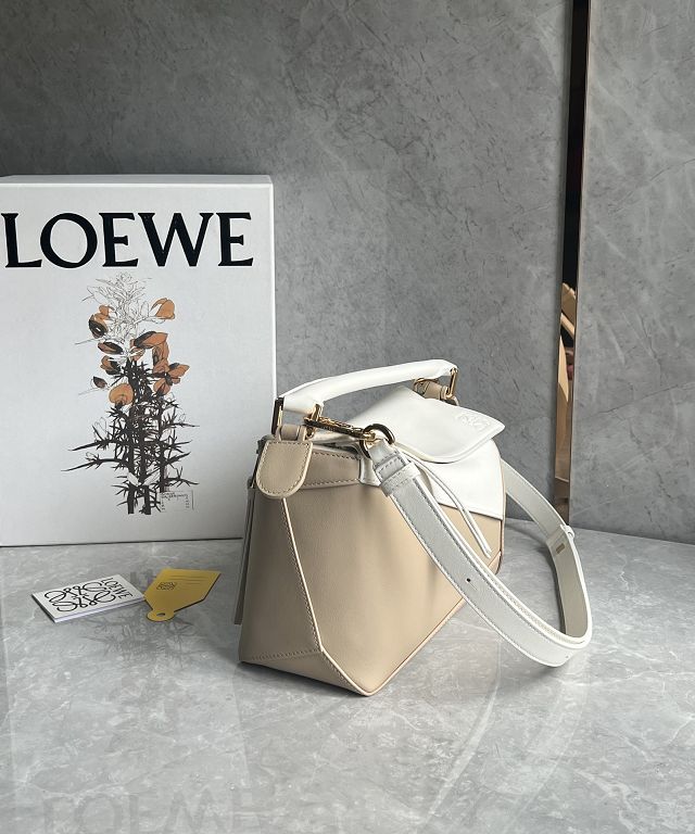 Loewe original calfskin small puzzle bag A510P60 white&beige
