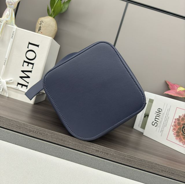 Loewe original calfskin medium pebble bucket BBMX02 navy blue