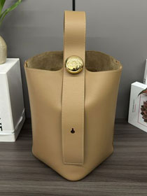 Loewe original calfskin medium pebble bucket BBMX02 toffee