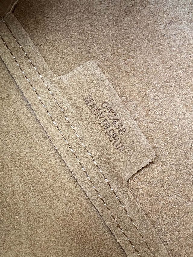 Loewe original calfskin puzzle fold pouch C510PT1 clay green