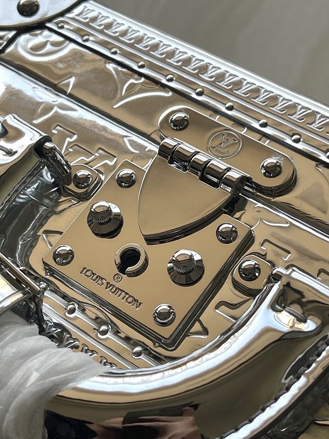 Louis vuitton original vernis leather tresor case M45673 silver