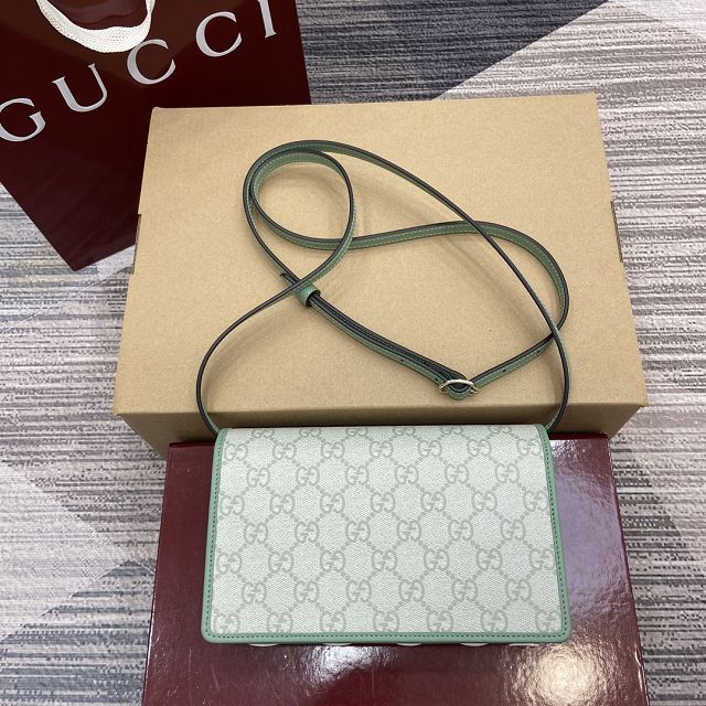 GG original canvas emblem wallet with strap 820688