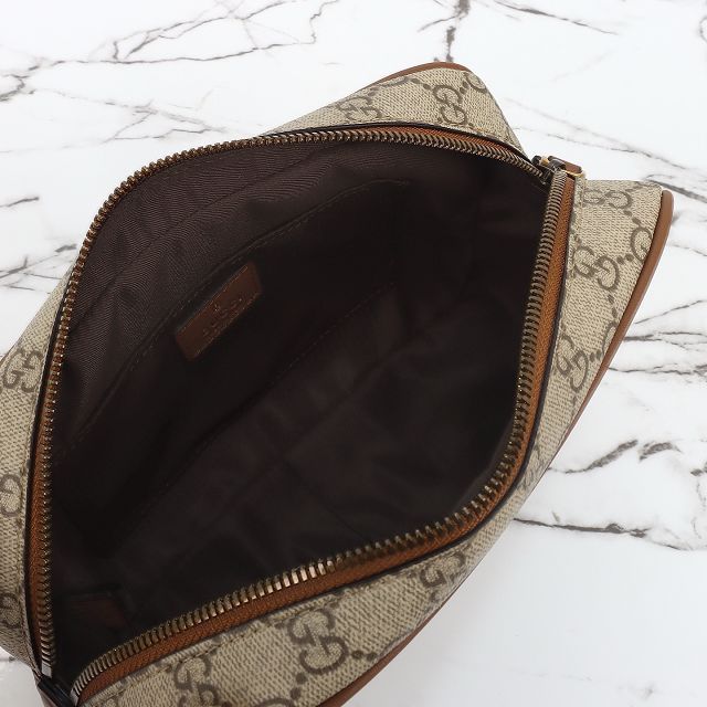 GG original canvas emblem small toiletry case 821164 brown