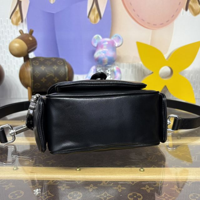 Louis vuitton original calfskin cargo wearable wallet M13989 black