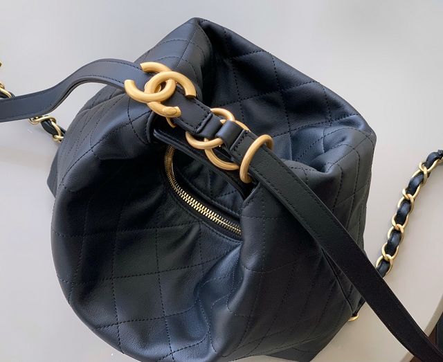 CC original calfskin medium backpack AS5517 black