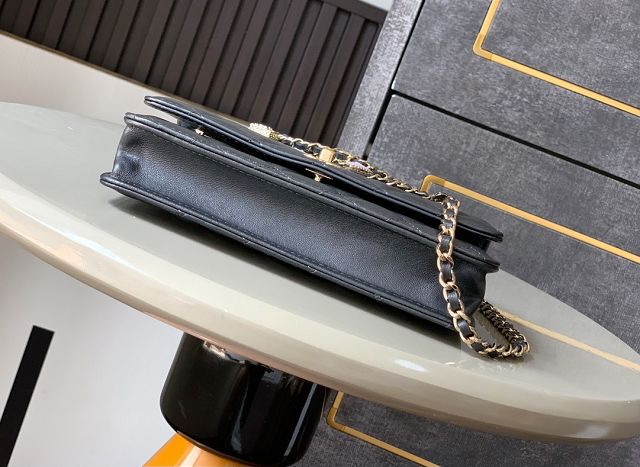 CC original lambskin wallet on chain  AP4537 black