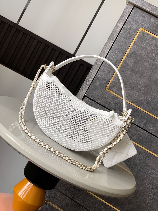 CC original mesh clutch with chain AP4515 white