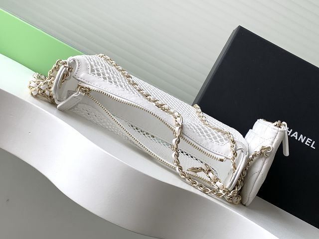 CC original mesh clutch with chain AP4572 white