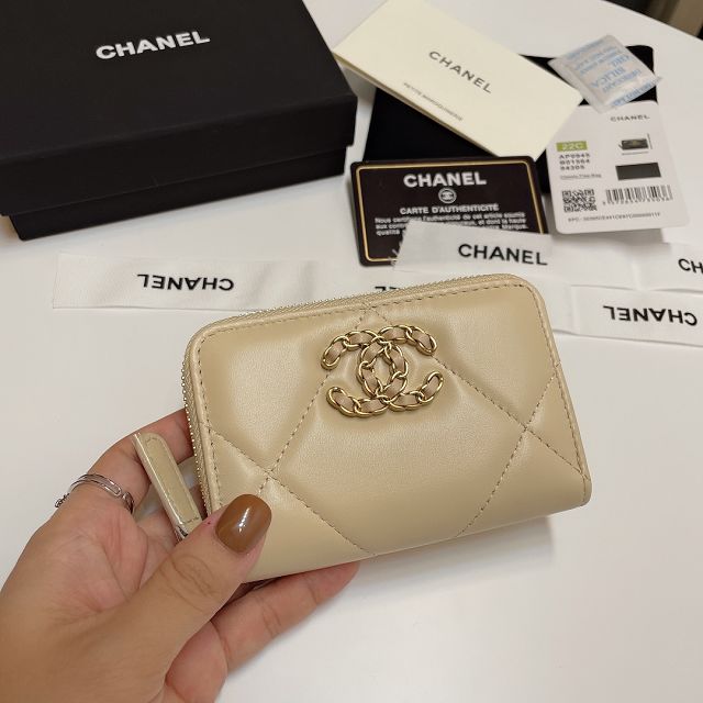 CC original lambskin card holder AP0945