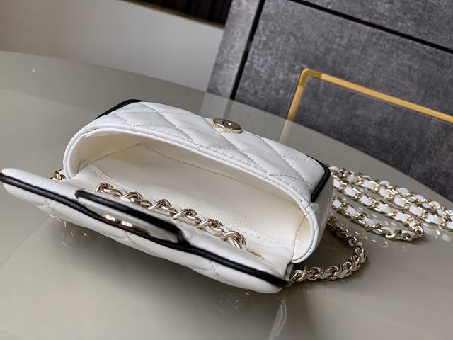 CC original lambskin clutch with chain AP4512 white