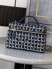 CC original tweed vanity with chain AP4385 black