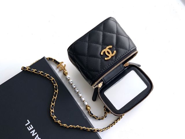 CC original grained calfskin small vanity with chain AP4583 black
