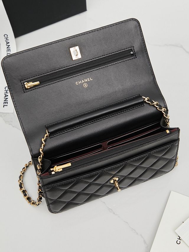 CC original lambskin wallet on chain AP4241 white