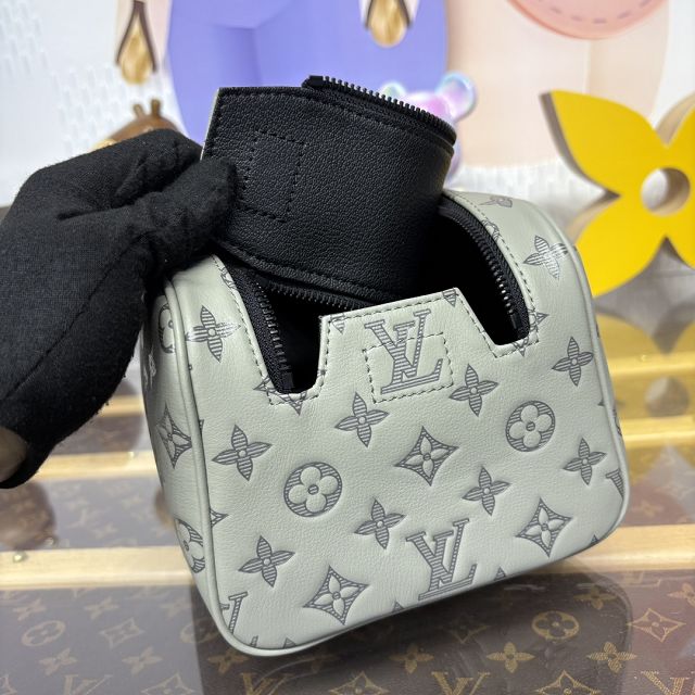 Louis vuitton original calfskin dopp kit toilet pouch M44494 grey