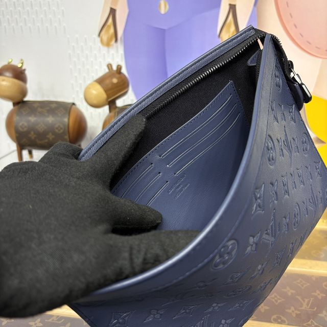 Louis vuitton original calfskin voyage pochette M61692