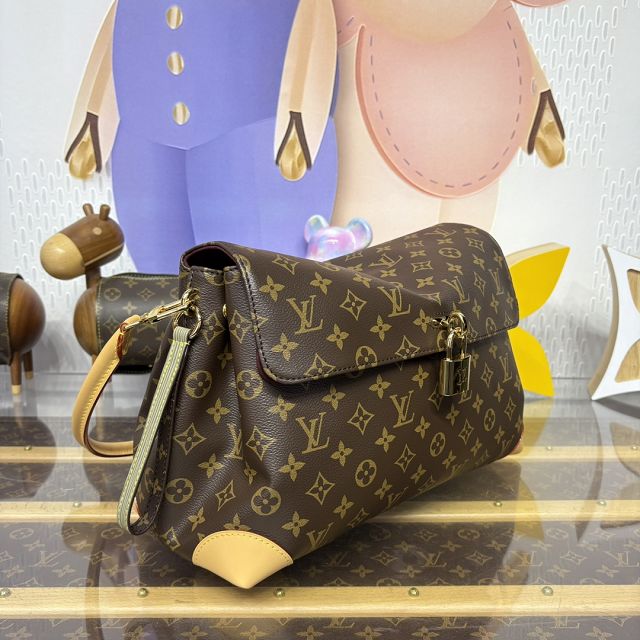 Louis vuitton monogram canvas hide away MM M14473