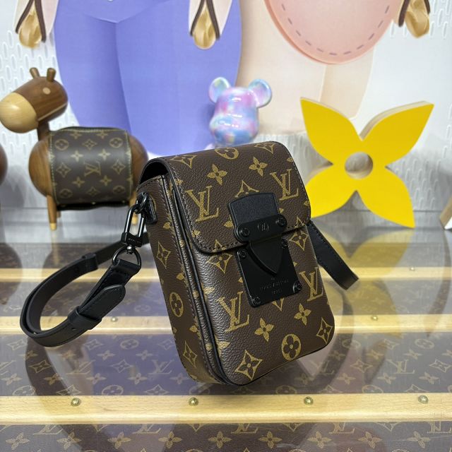 Louis vuitton original monogram canvas s-lock vertical wearable wallet M81522