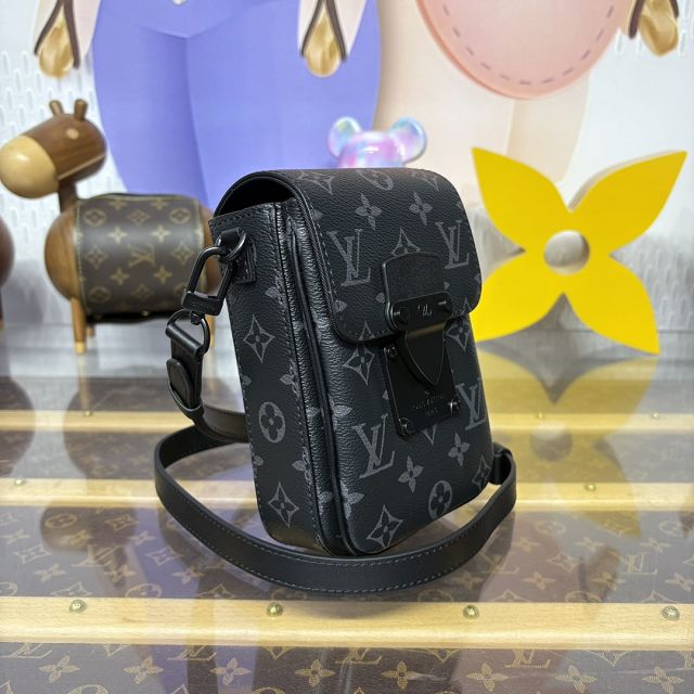 Louis vuitton original monogram eclipse s-lock vertical wearable wallet M82252