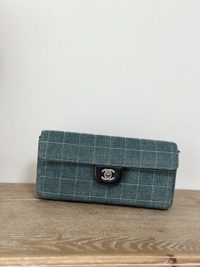 CC original denim clutch with chain AP3314 blue