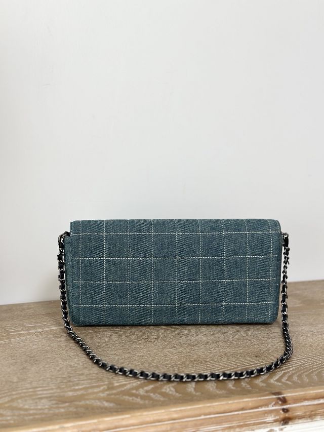 CC original denim clutch with chain AP3314 blue