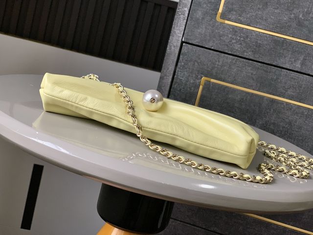 CC original lambskin clutch with chain AP4613 yellow