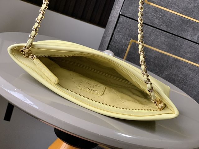 CC original lambskin clutch with chain AP4613 yellow