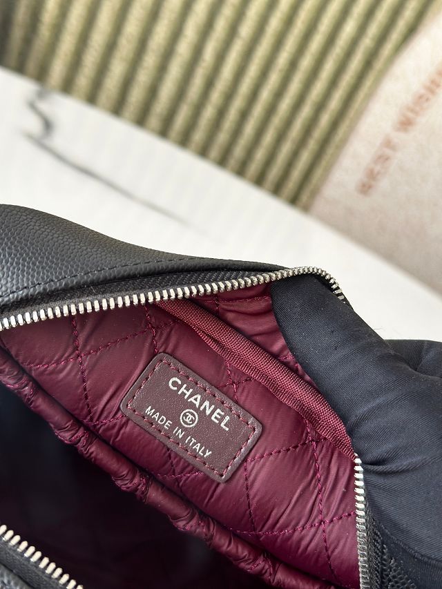 CC original grained calfskin medium pouch A31105 black