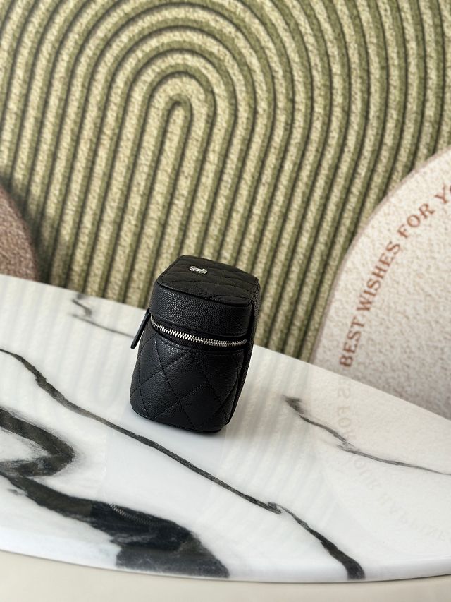 CC original grained calfskin mini vanity A31107 black