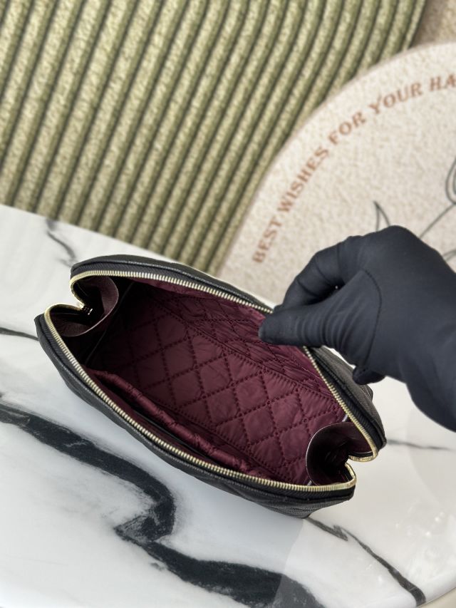 CC original grained calfskin pouch A31102 black