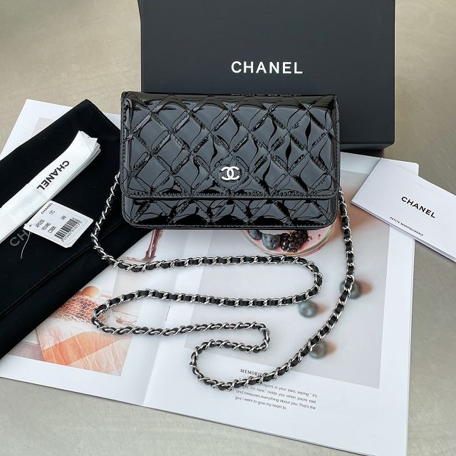 CC original patent calfskin wallet on chain AP0250 black